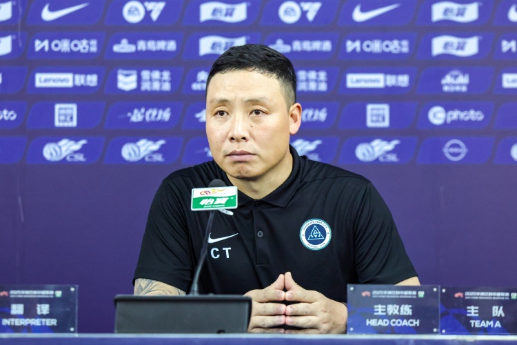 开云平台-足球报：土帅对阵洋帅集体失利，需要给土帅更多试错与成长空间